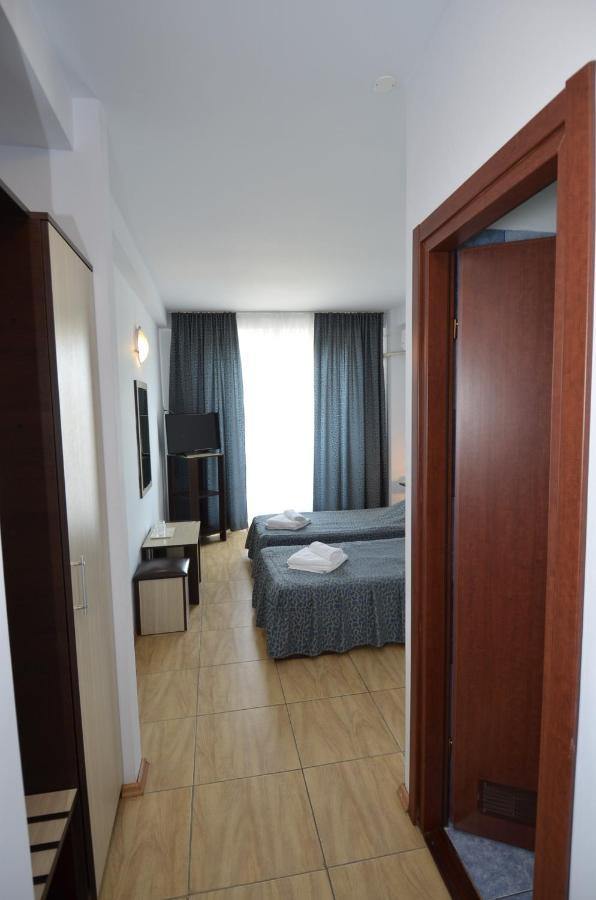 Hotel Intim Costinesti Exteriör bild